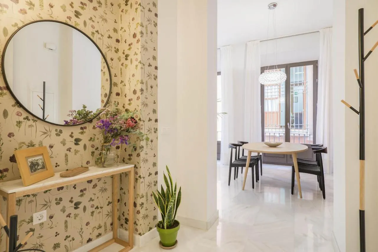 Larios Suites In Malaga By Solaga Holiday Homes 0*,